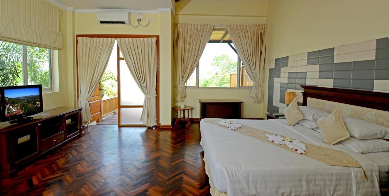 Mount Pleasant Hotel Oattara Thiri Buitenkant foto