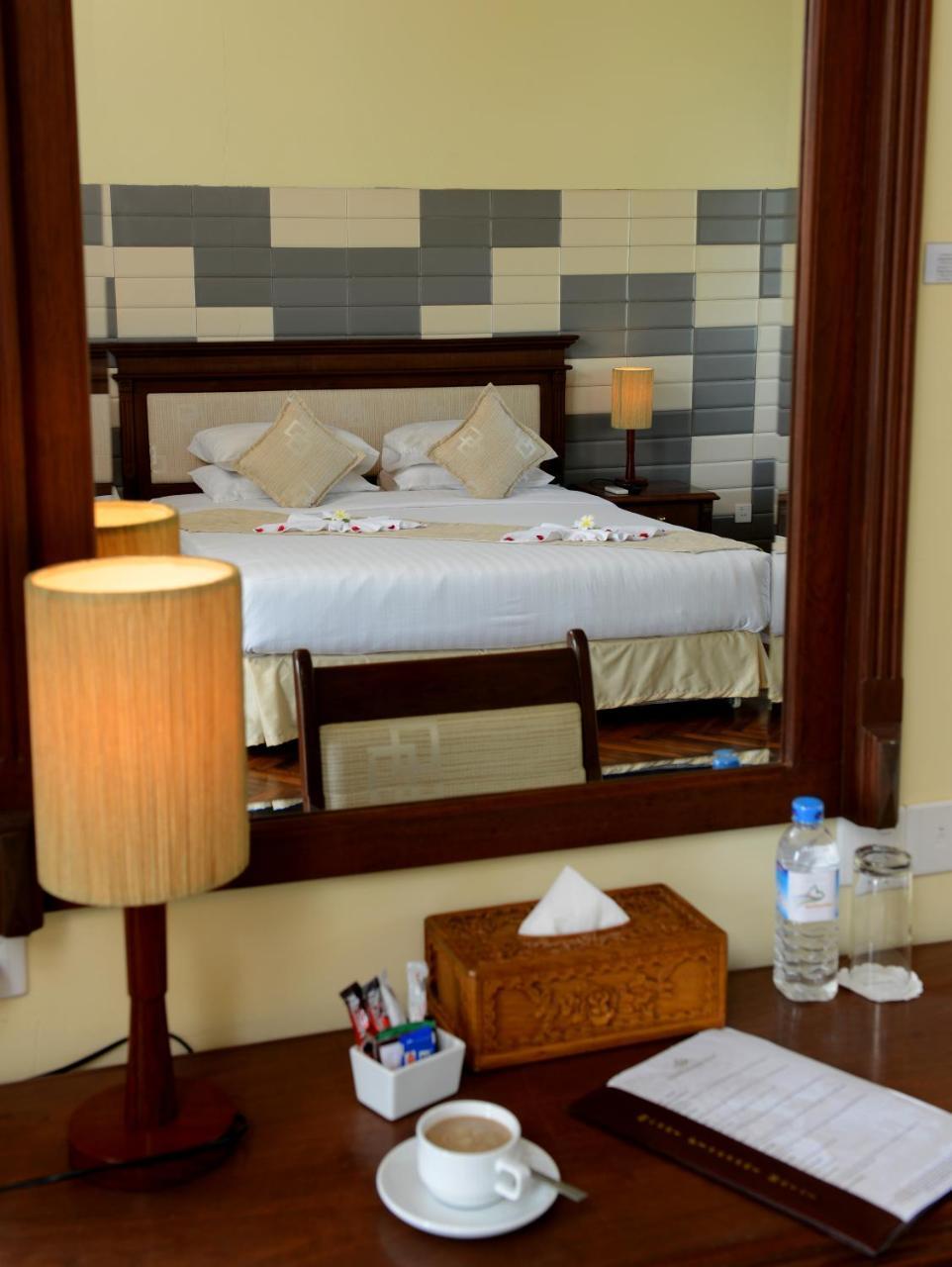 Mount Pleasant Hotel Oattara Thiri Buitenkant foto