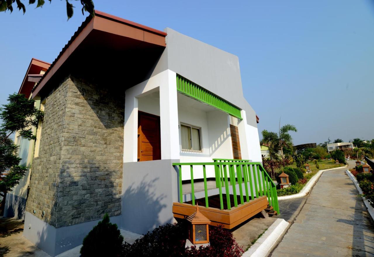 Mount Pleasant Hotel Oattara Thiri Buitenkant foto