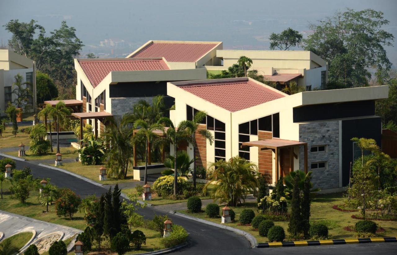 Mount Pleasant Hotel Oattara Thiri Buitenkant foto