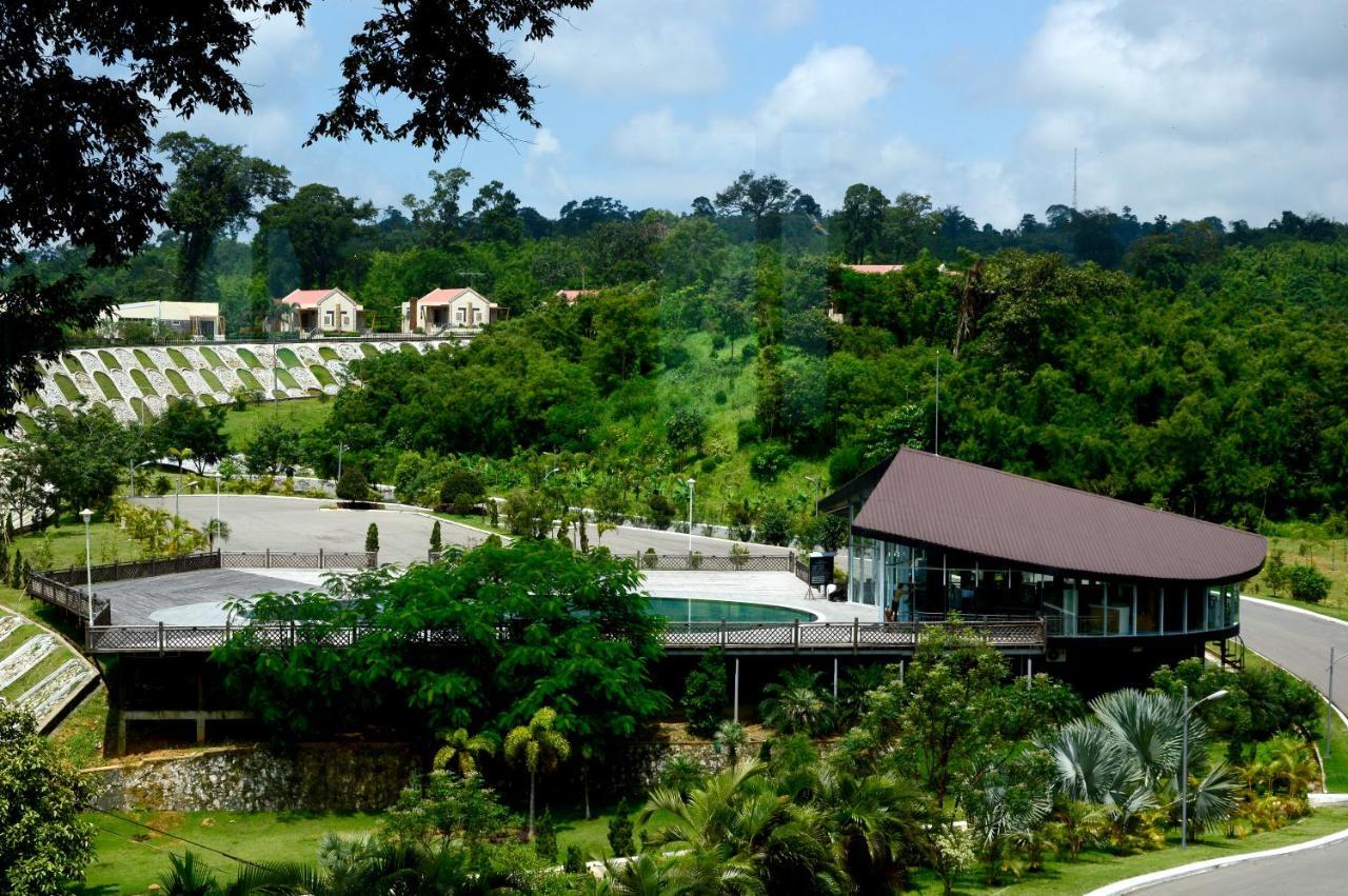 Mount Pleasant Hotel Oattara Thiri Buitenkant foto