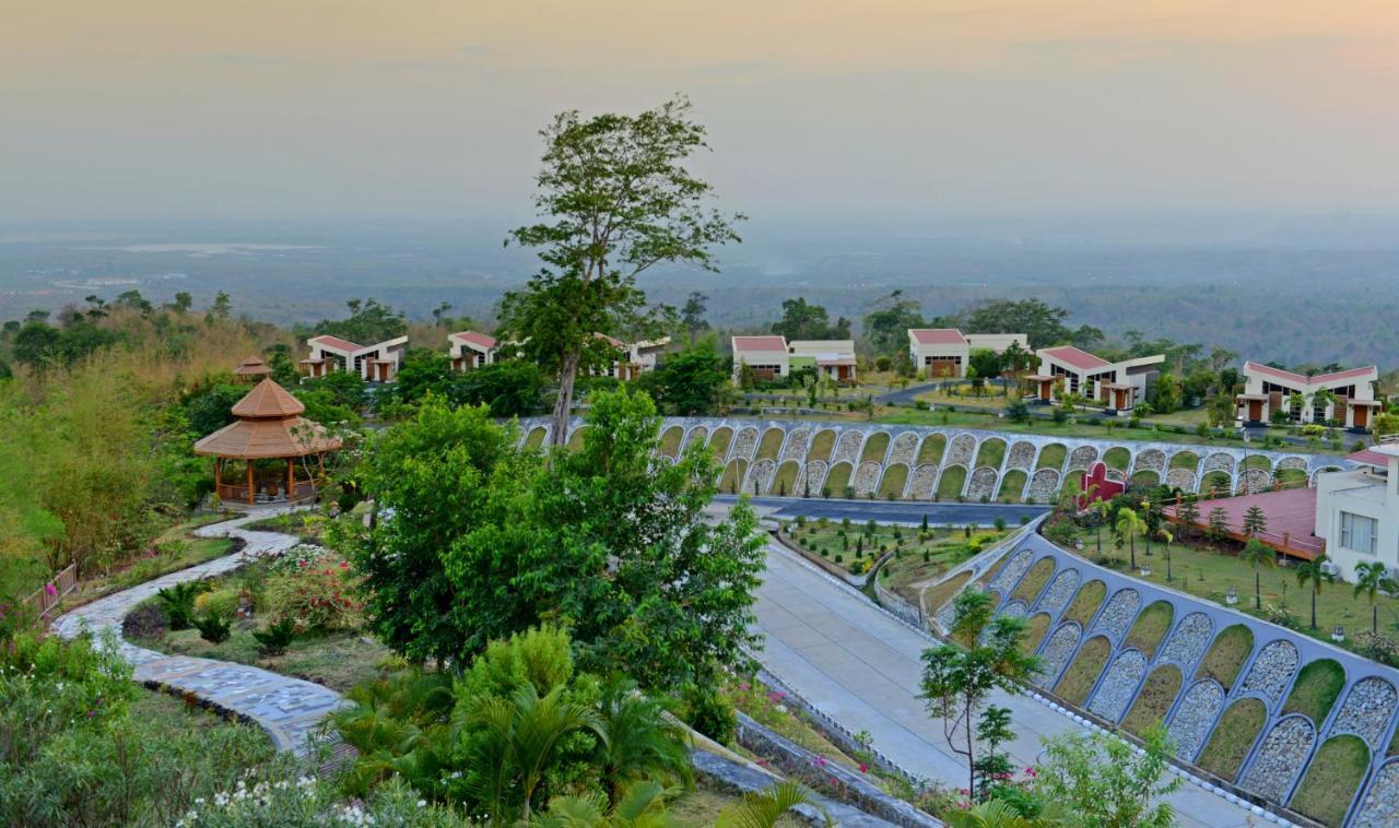 Mount Pleasant Hotel Oattara Thiri Buitenkant foto