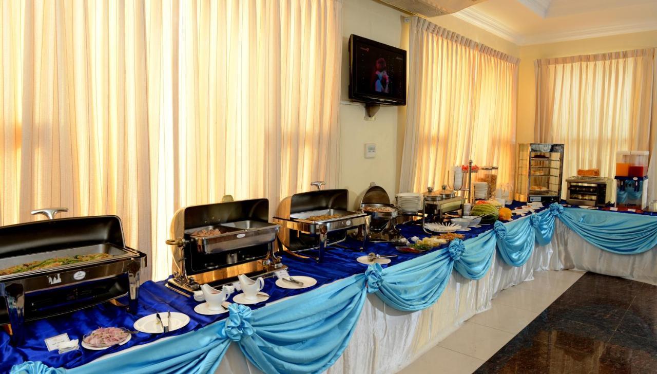 Mount Pleasant Hotel Oattara Thiri Buitenkant foto