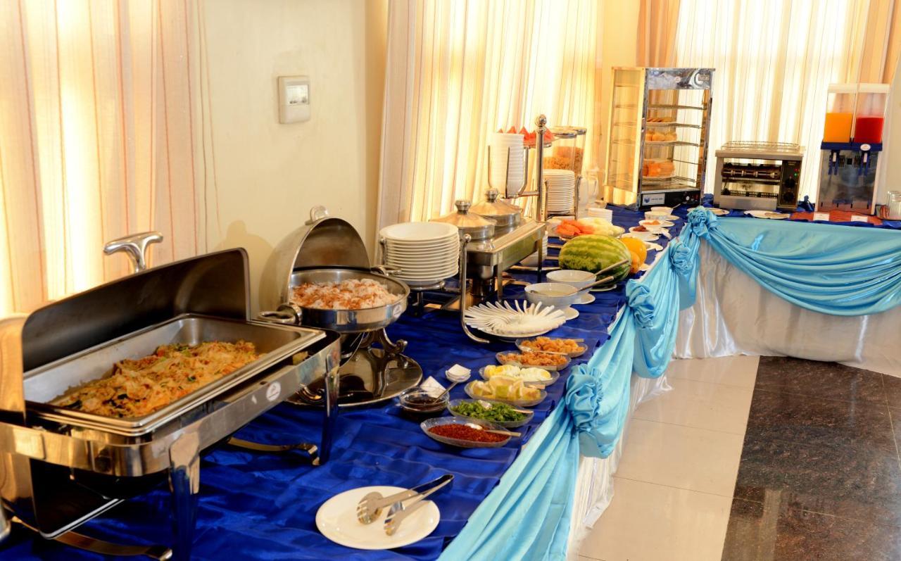 Mount Pleasant Hotel Oattara Thiri Buitenkant foto